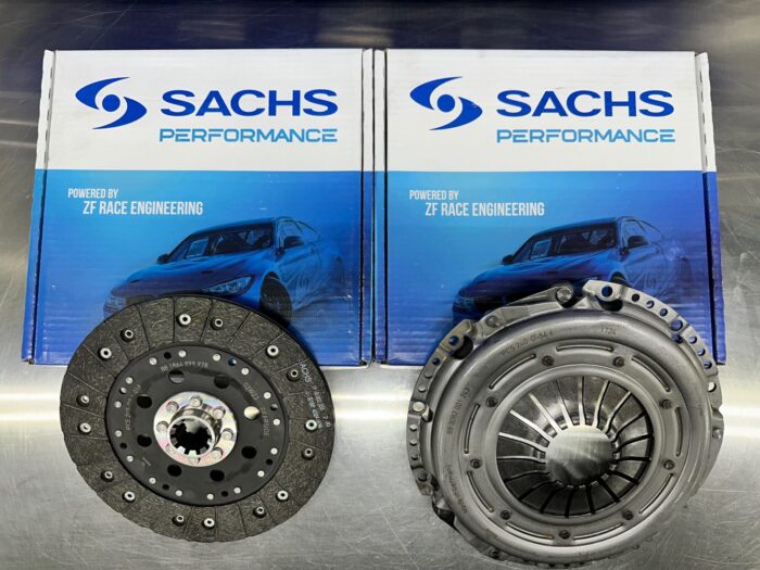 Lightweight Dual-Mass Flywheel and Sachs Organic Performance Clutch Kit for the BMW E39 M5